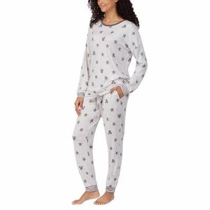 NWT XL Disney Mickey Cozy Pajama Set